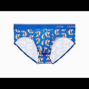 Calvin Klein CK one Microfiber Mens Hip Brief Blue size L